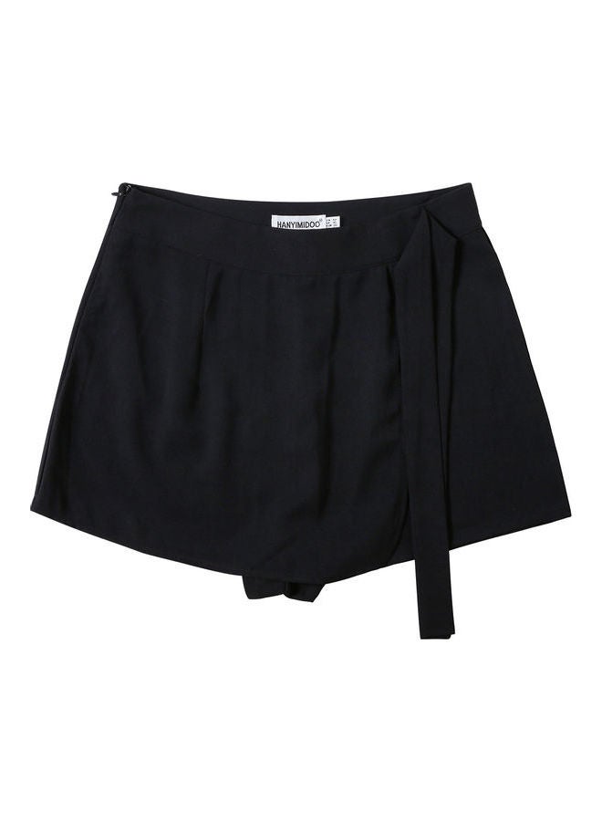 شورت سادة للنساء . أسود - Image 1