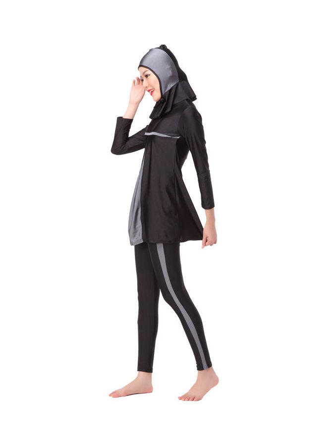 بوركيني إسلامي بحماية ضد الشمس وبتصميم غير مكشوف من 3 قطع أسود - Image 3