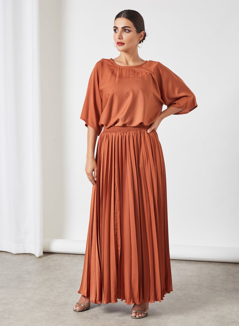 Bousni 3-Piece Pleated Bisht Abaya Set Rust  - Image 2