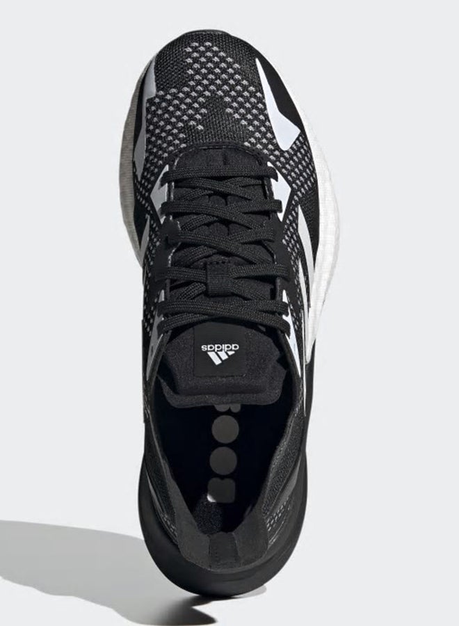 اديداس حذاء ركض مزود برباط أسود - Image 5