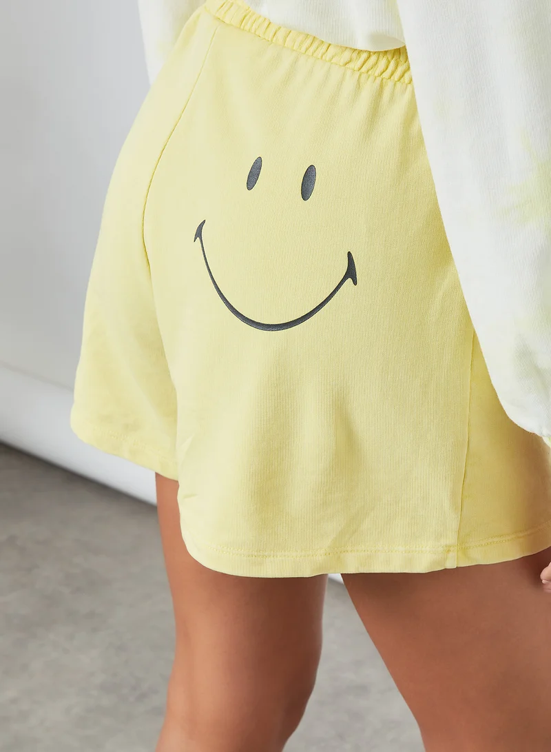 ONLY Back Graphic Shorts Yellow
