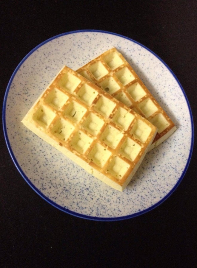 شاربدو قالب وافل أحمر - Image 5