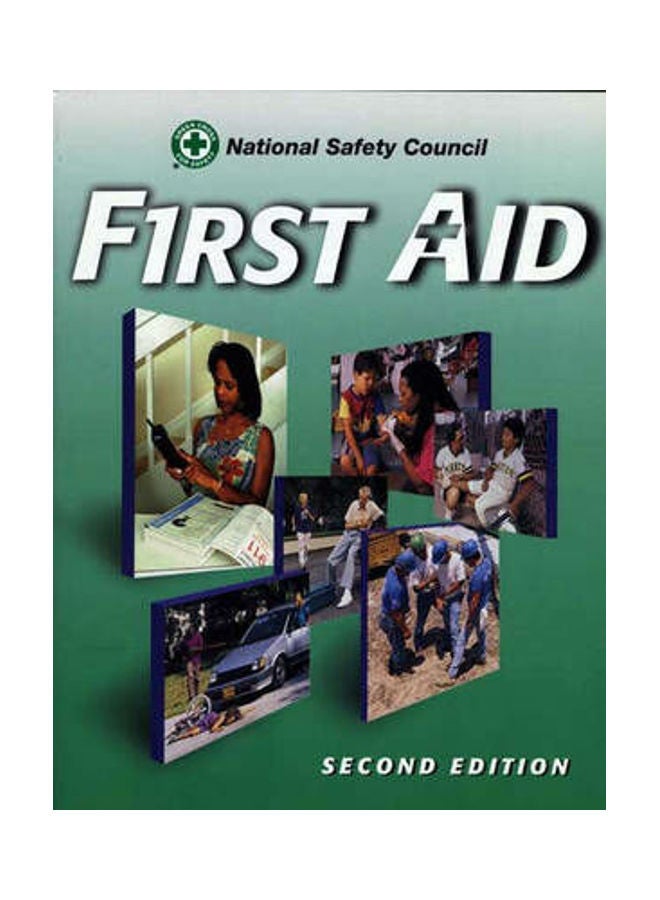 First Aid Paperback English by National Safety Council 