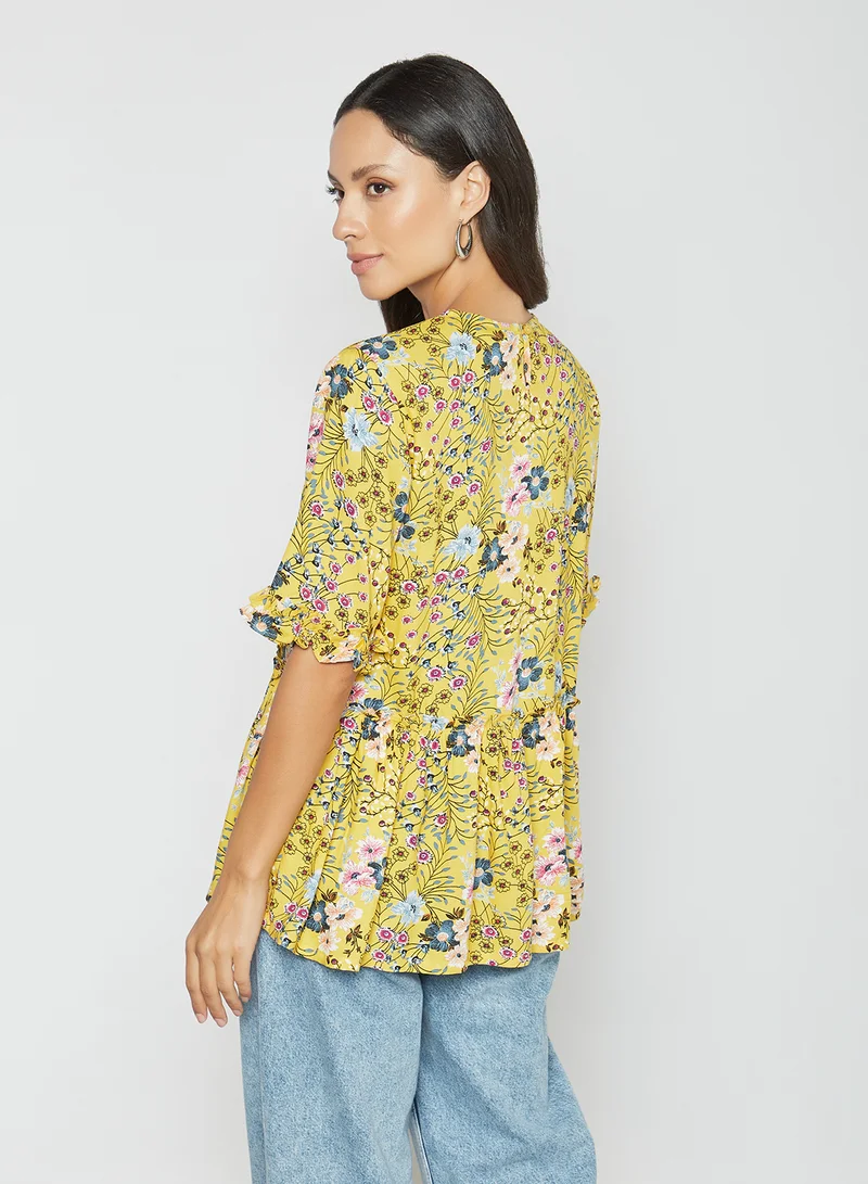 Aila Round Neck Printed Blouse Top