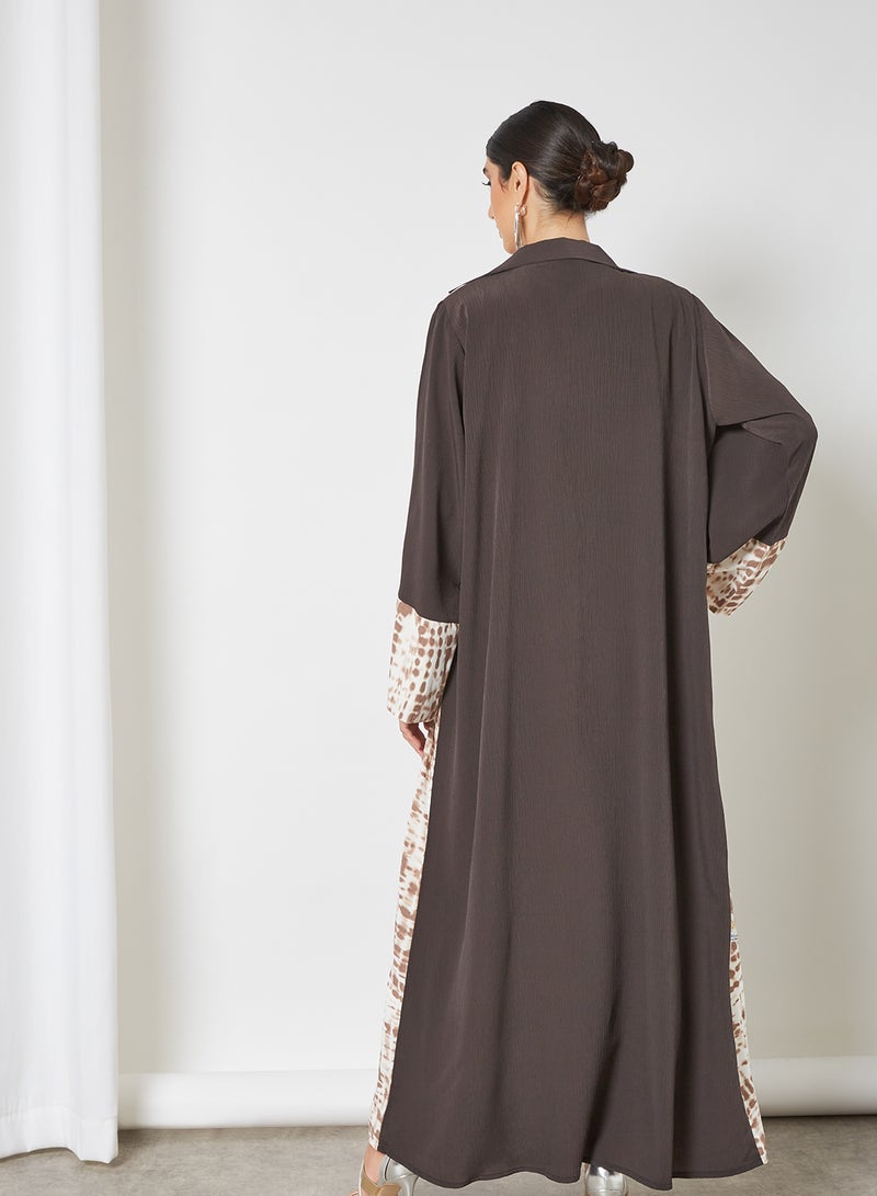 Bousni Tie and Dye Bisht Abaya Brown/White  - Image 2