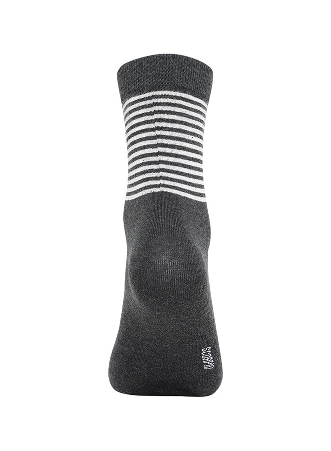 بي واي سي جوارب كاجوال بفتحة مستديرة مزينة بنقوش رمادي فحمي - Image 3