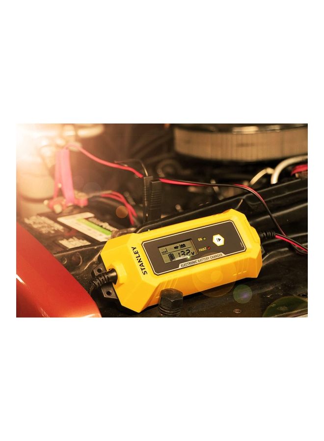 Stanley 6V/12V – 4AMP Battery Charger with Clip Connector  - Image 5