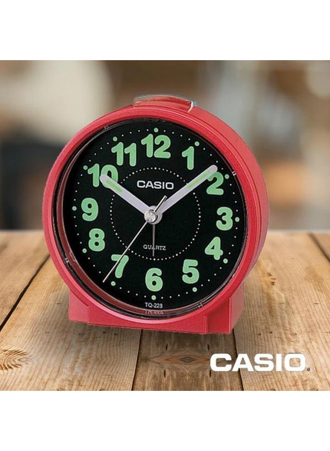 كاسيو ساعة منبه بعقارب للطاولة أحمر وأسود - Image 4