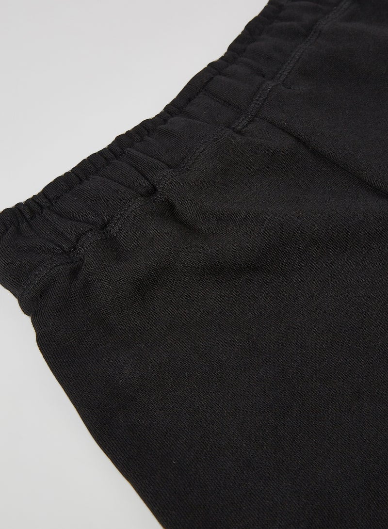 مانجو شورت بخصر مطاطي للأطفال والمراهقين أسود - Image 4