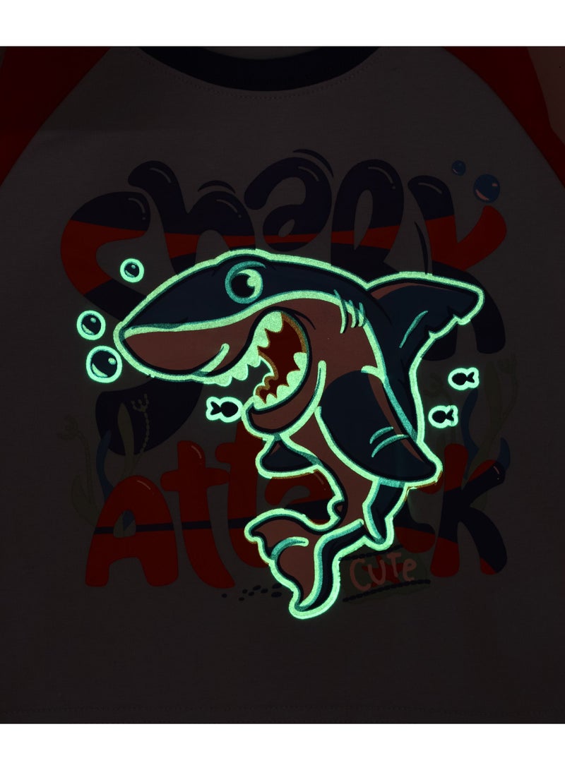 babyqlo Shark Printed Glow In The Dark  Pyjama Set Multicolour  - Image 5
