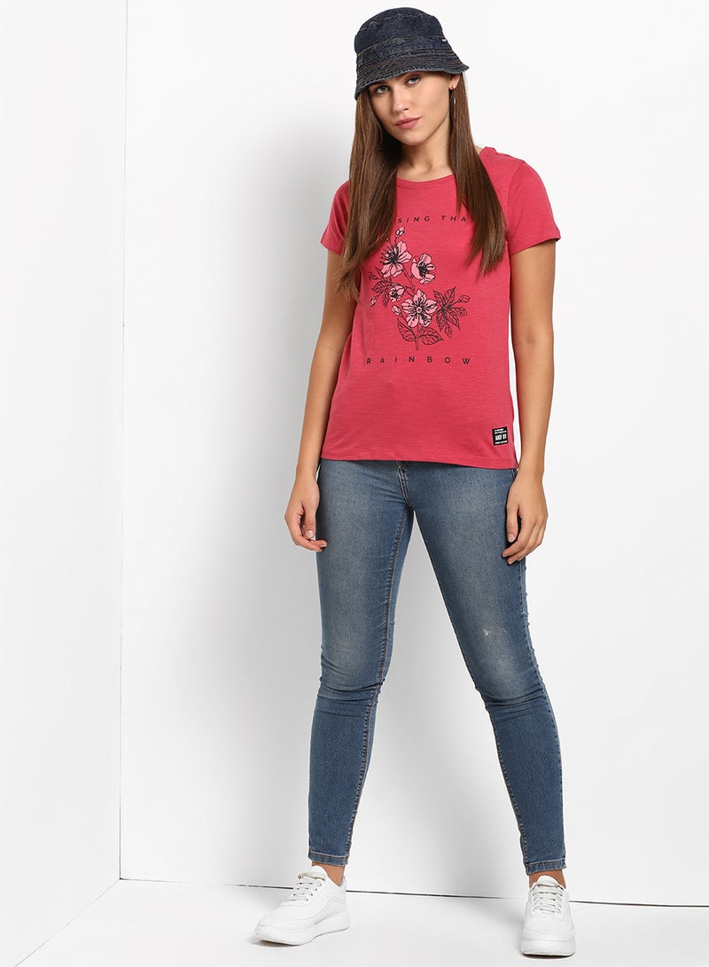 ABOF Floral Printed Regular Fit Round Neck T-Shirt Red  - Image 3