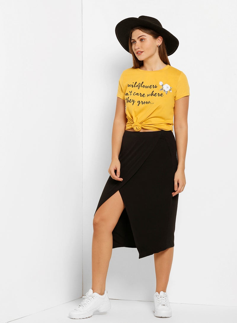 ABOF Wild Flowers Do Not Care Where They Grow Slogan Printed Regular Fit Crew Neck T-Shirt Yellow - Image 3