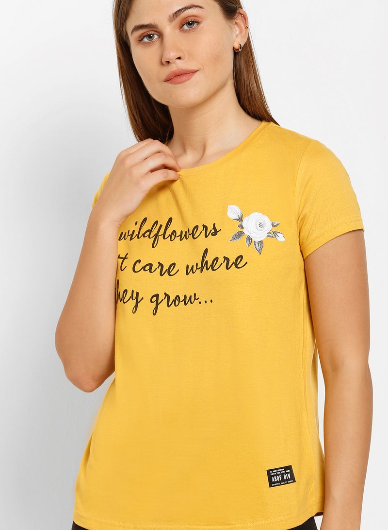 ABOF Wild Flowers Do Not Care Where They Grow Slogan Printed Regular Fit Crew Neck T-Shirt Yellow - Image 4