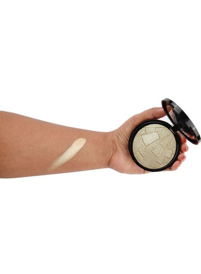 FOREVER52 Sun Kissed Highlighter Illuminator Gold  - Image 4