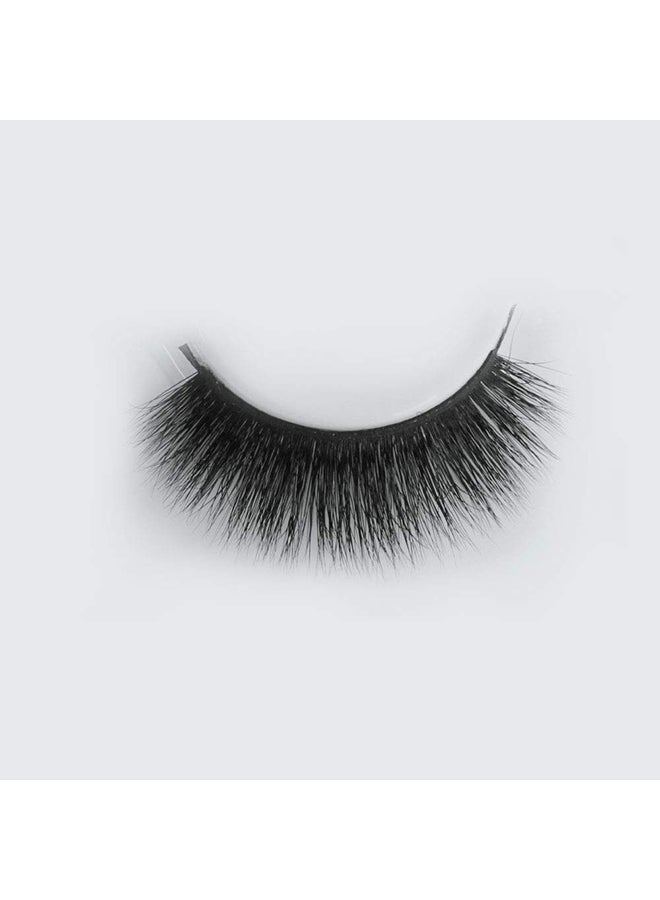 FOREVER52 Natural Looking False Eyelashes 002 Black - Image 2