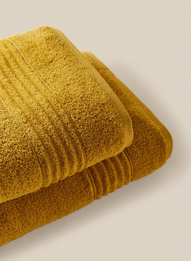 Noon East - 4 Piece Bathroom Towel Set - 500 GSM 100% Cotton - 4 Bath Towel - Gold Color - Highly Absorbent - Fast Dry Gold - Image 1