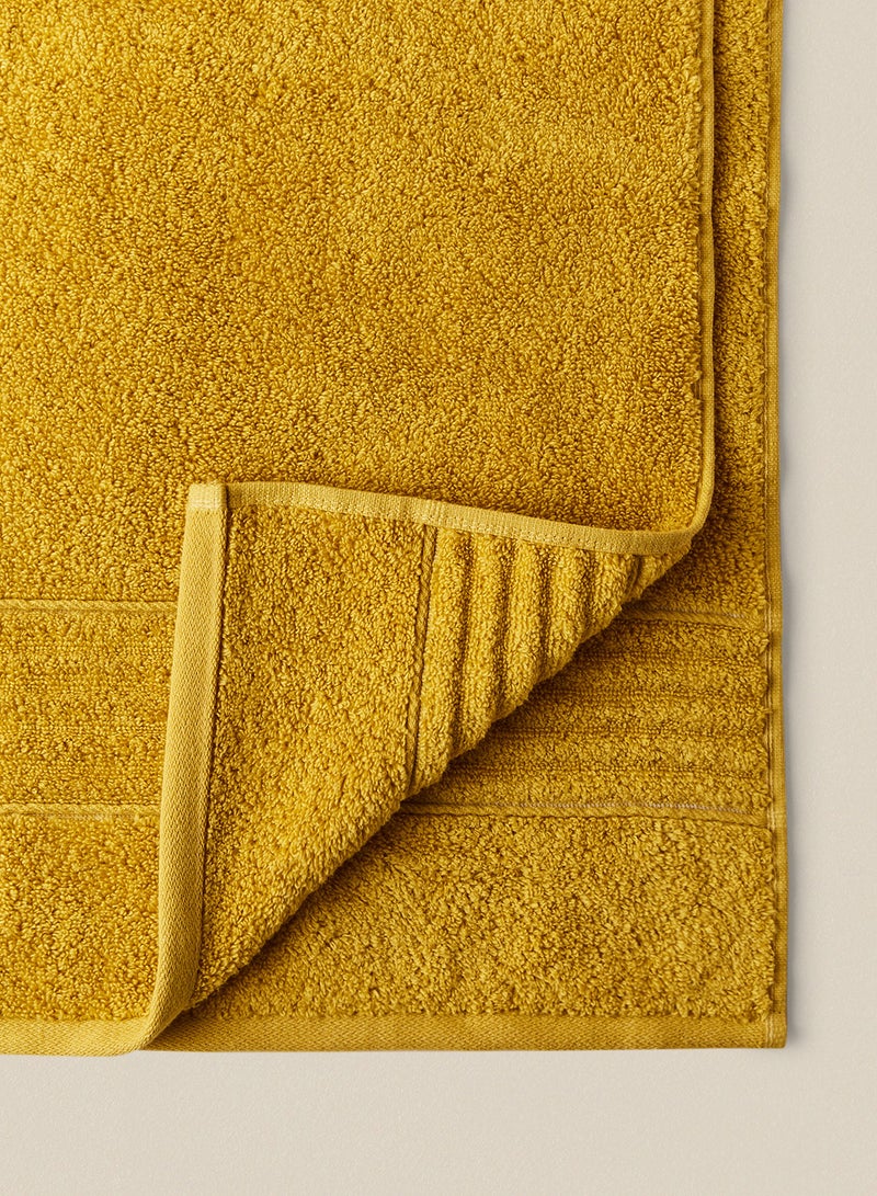 Noon East - 4 Piece Bathroom Towel Set - 500 GSM 100% Cotton - 4 Bath Towel - Gold Color - Highly Absorbent - Fast Dry Gold - Image 1