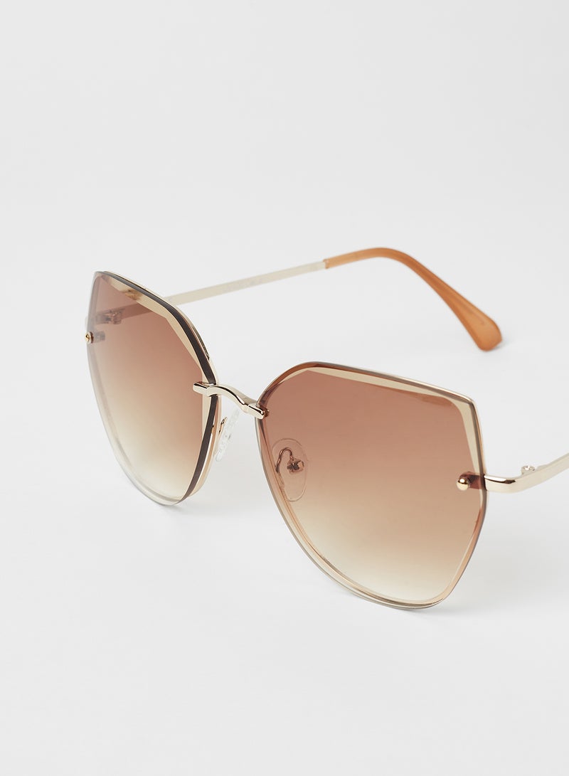 Reserved Women's Oversized Cat Eye Sunglasses - Image 3