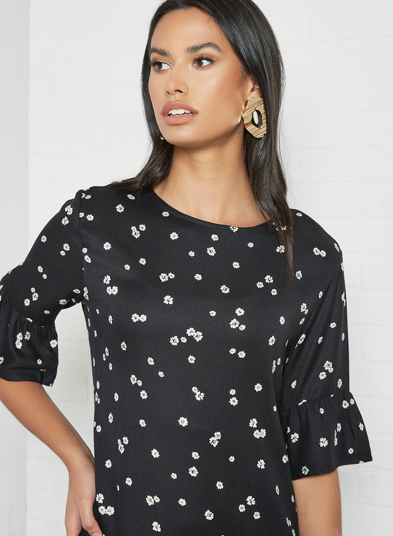 آيلا فستان بأكمام جرس مزين بنقشة زهور أسود - Image 4