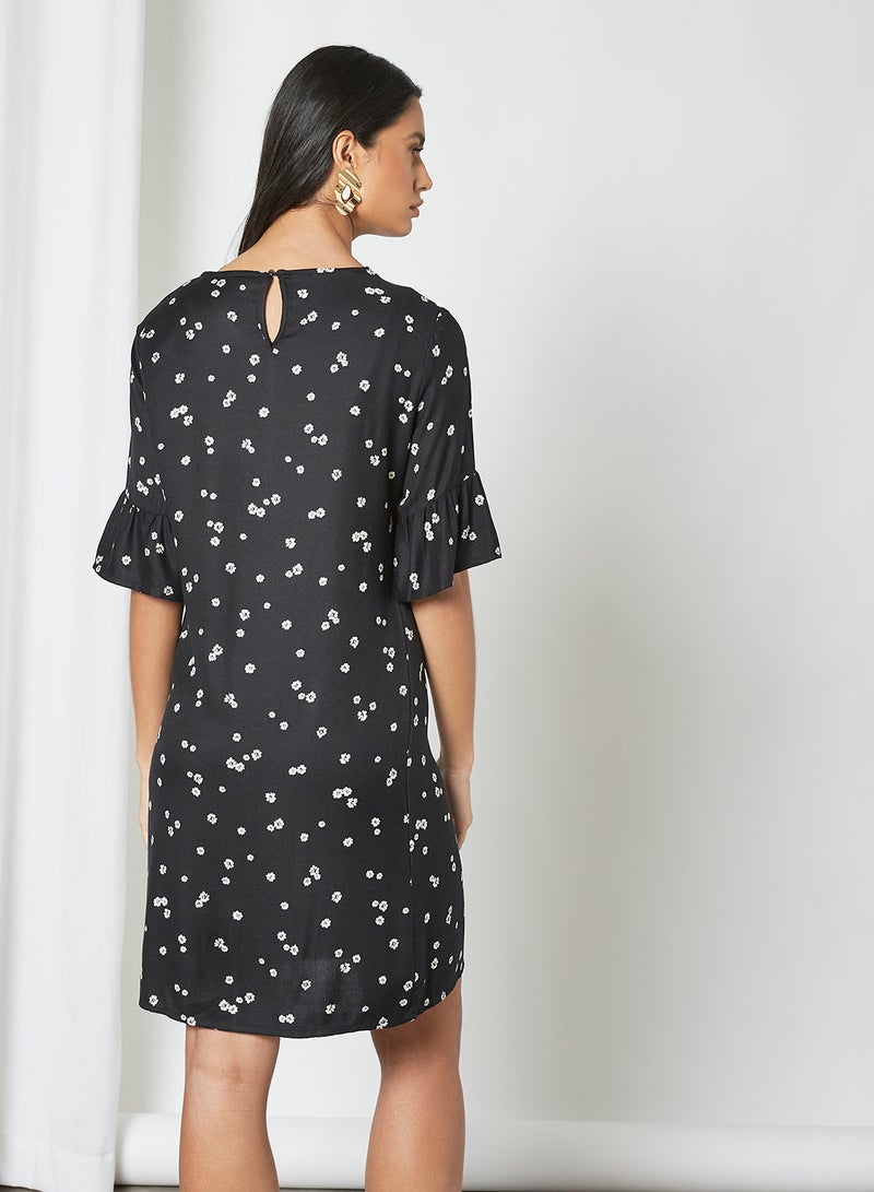 آيلا فستان بأكمام جرس مزين بنقشة زهور أسود - Image 3