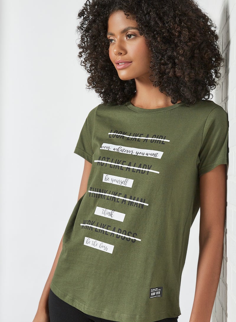 ABOF Slogan Printed Regular Fit Crew Neck T-Shirt Green  - Image 4