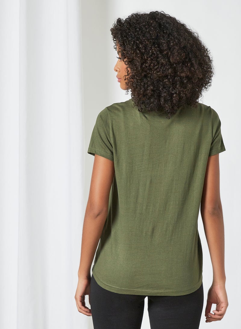 ABOF Slogan Printed Regular Fit Crew Neck T-Shirt Green  - Image 2