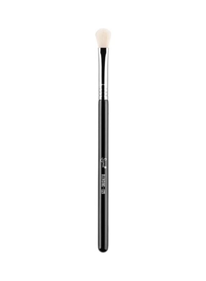 Sigma Beauty - E25 Blending Brush White - Image 1