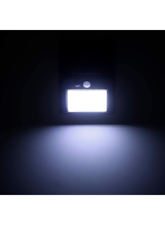 Beauenty 30 LED Solar Power PIR Motion Sensor Wall Light Black/White 13x13cm  - Image 2