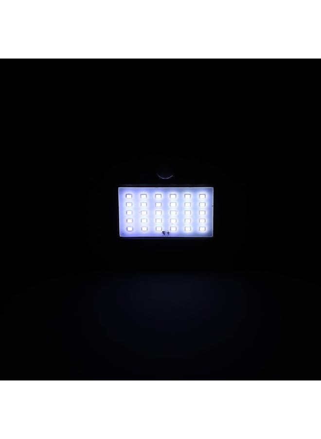 Beauenty 30 LED Solar Power PIR Motion Sensor Wall Light Black/White 13x13cm  - Image 3