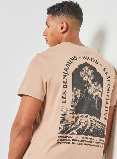 LES BENJAMINS Graphic Print T-Shirt Taupe