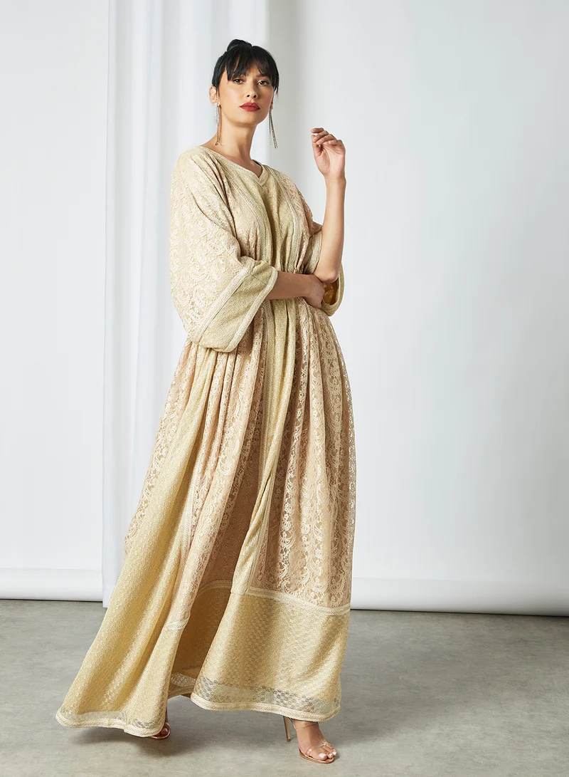Si FASHION GALERIE Paisley Lace Kaftan Gold