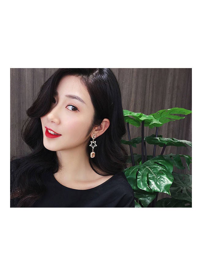 جاي.جاي هاند ميد أقراط طويلة من الفضة عيار 925 على شكل نجمة خماسية مزينة بشرابة . - Image 2