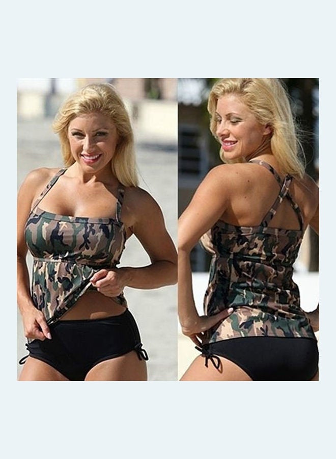 لباس سباحة تانكيني بنقشة مموهة وحمالة حول العنق - Image 3