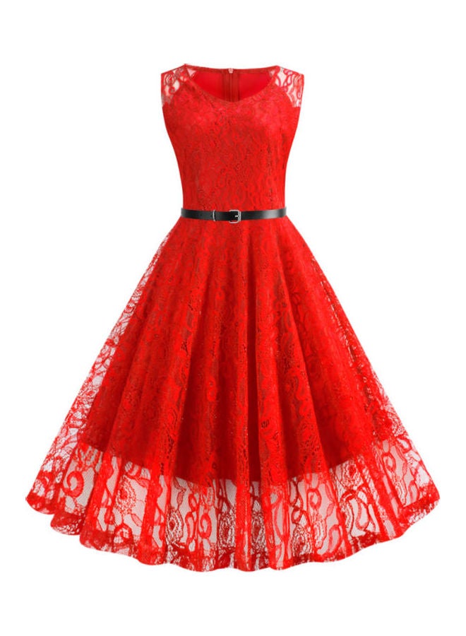 أوتاد فستان أنيق بفتحة رقبة مستديرة مع حزام مزين بالدانتيل أحمر - Image 1