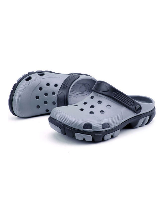 Fashion Holes Men Anti-skid Flats Sandals Grey/Black - Image 1