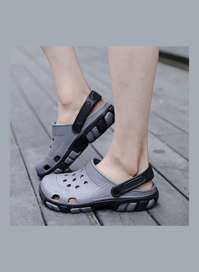 Fashion Holes Men Anti-skid Flats Sandals Grey/Black - Image 2