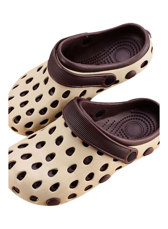 Generic Summer Casual Closed Toe Multi Holes Anti-Skid Sandals Brown 
