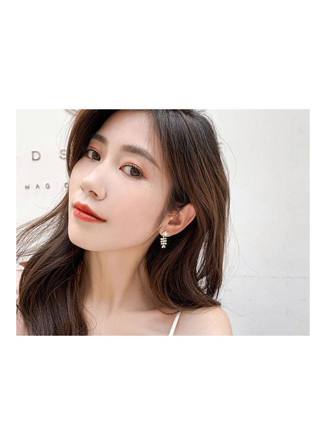 J.J Hand made 925 Sterling Silver Rhinestone Crystal Fishbone Stud Earrings - Image 4