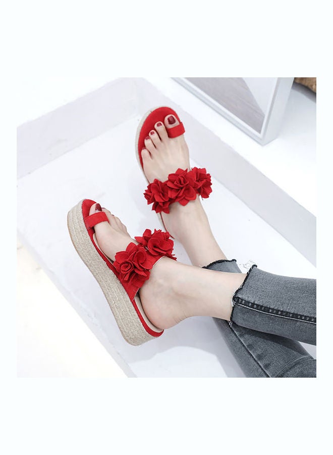 Flowers Detail Toe Loop Wedge Sandals Red - Image 2
