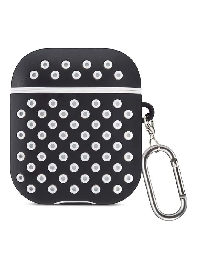 أي سي إس غطاء حماية واق مزود بمشبك لسماعات آيربودز 1 و2 أسود/ أبيض - Image 1