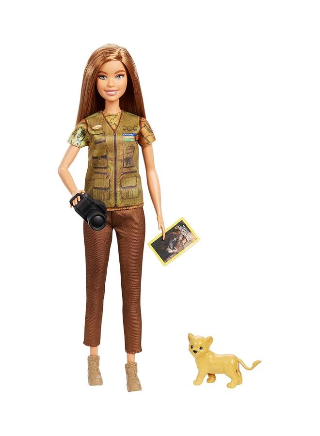 Barbie National Geographic Photographer Playset  - Image 1