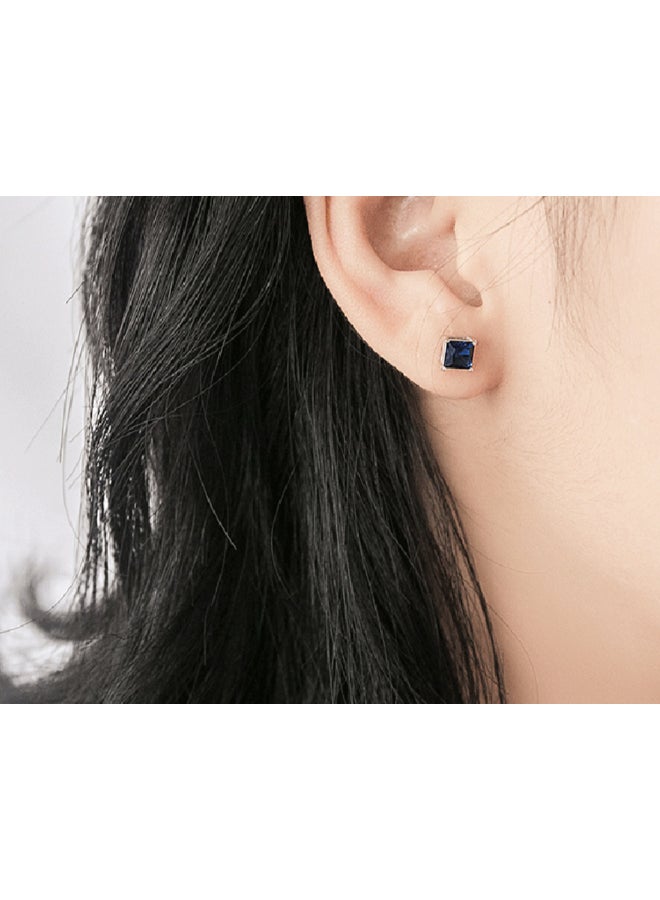 جاي.جاي هاند ميد أقراط كبس غير متماثلة بتصميم زهرة و مربع - Image 3