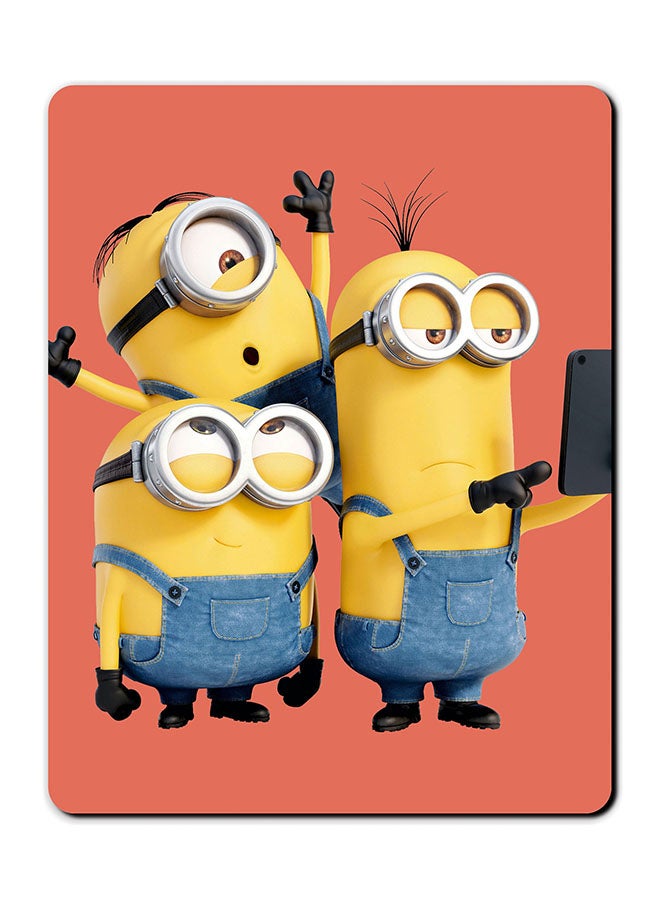 ثيودور لوحة ماوس مضادة للانزلاق بطبعة 3 شخصيات منيونز متعدد الألوان