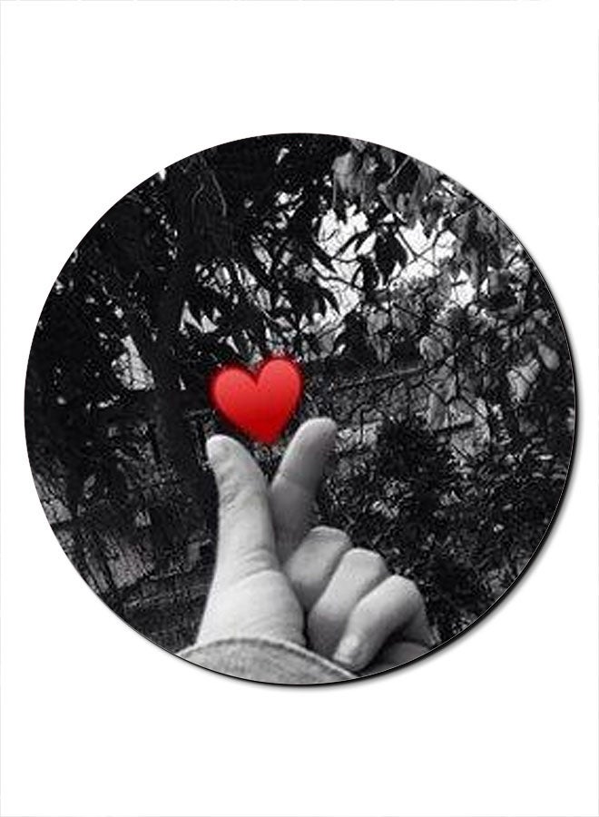 ثيودور لوحة ماوس بتصميم طبعة قلب تتميز الحافظة بتصميم مُتعدد الألوان. - Image 1