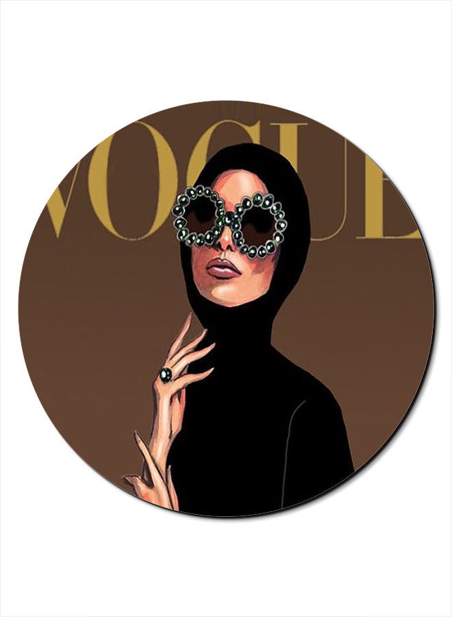 ثيودور لوحة ماوس مضادة للانزلاق بسطح أملس مطبوعة بالزي العربي. منتج متعدد الألوان