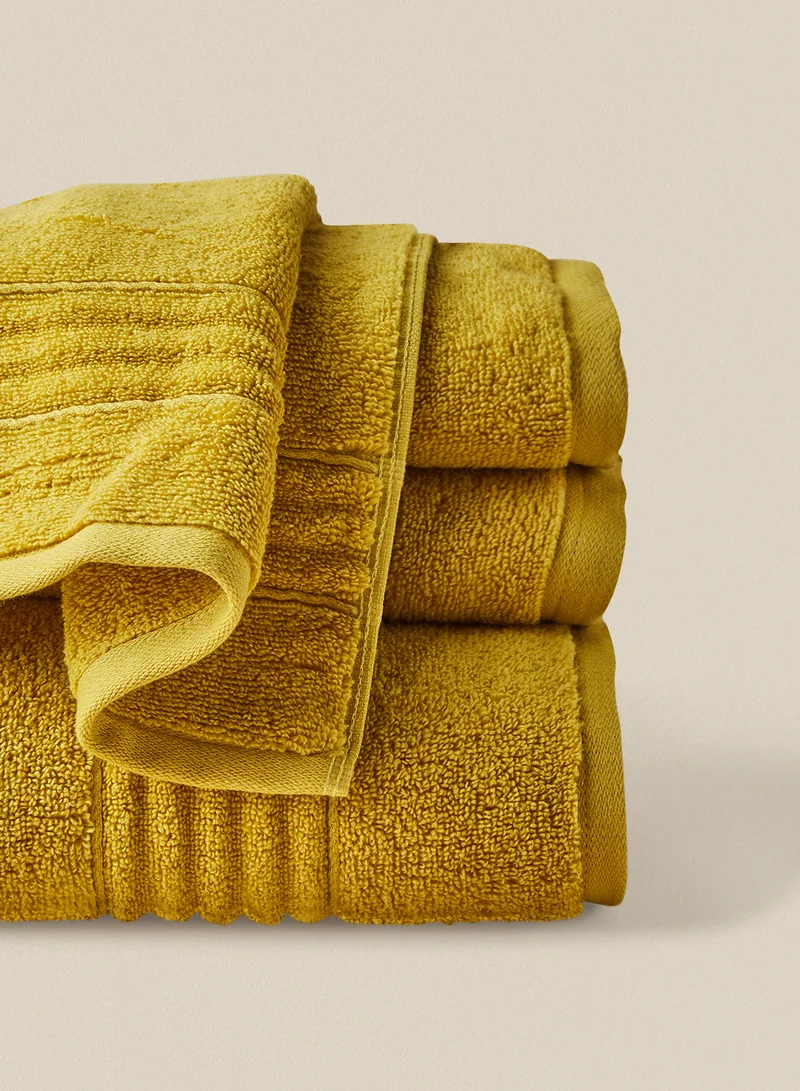 Noon East 12 Piece Bathroom Towel Set - 500 GSM 100% Cotton - 4 Hand Towel - 6 Face Towel - 2 Bath Towel - Gold Color - Highly Absorbent - Fast Dry Gold