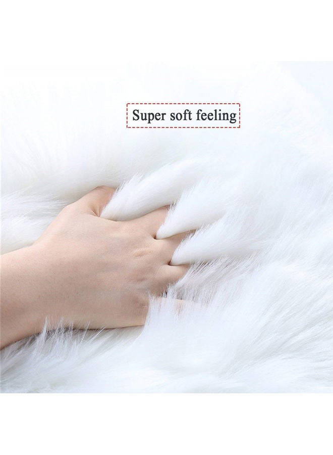 سجادة من الفراء الصناعي أبيض 60x150سم - Image 4