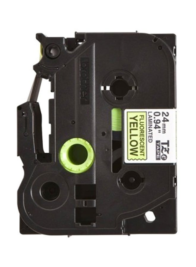 بروذر شريط تسمية مغلف لون أصفر بنص لون أسود، مقاس 9 مم ×8 متر، طراز TZe-621 أسود/أبيض - Image 1