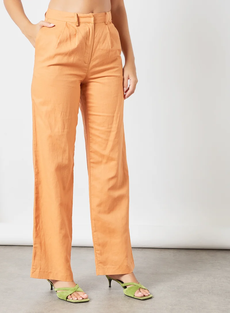 Charlie Holiday. High-Waist Pleated Pants Orange
