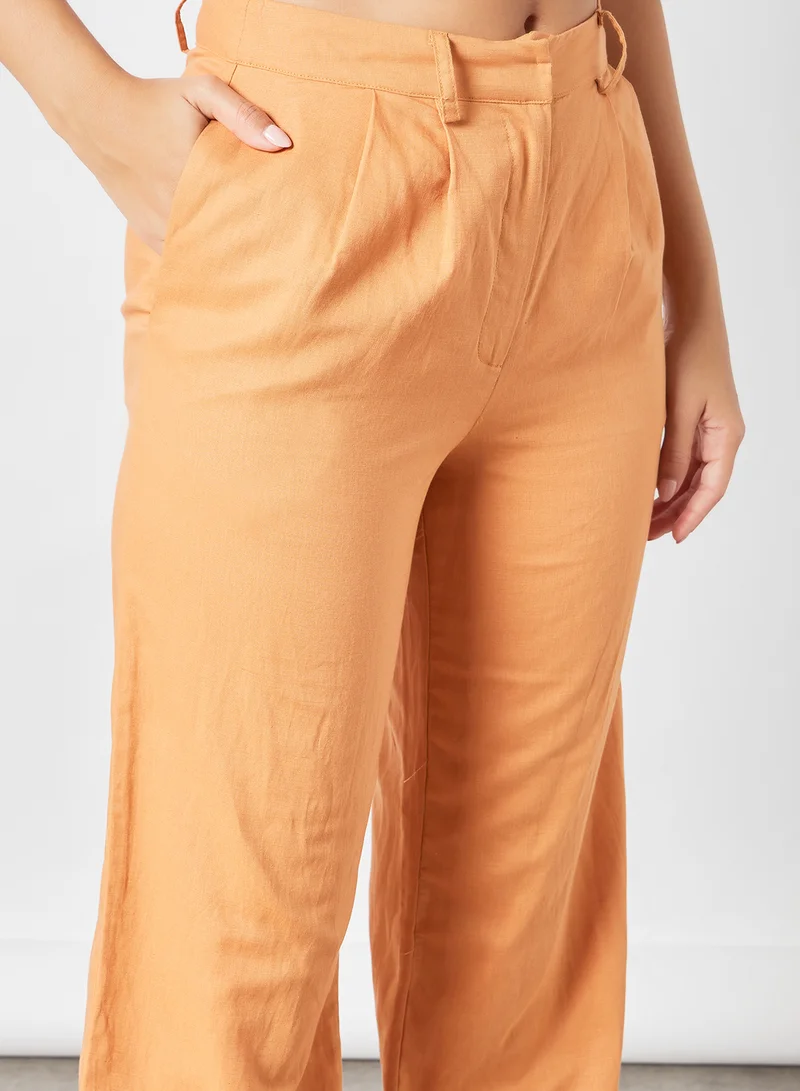 Charlie Holiday. High-Waist Pleated Pants Orange